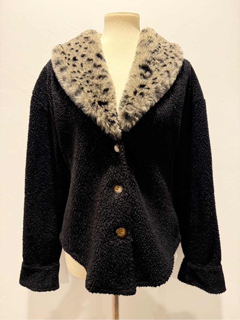 Tasha Polizzi black fleece sherpa jacket with faux fur leopard print collar